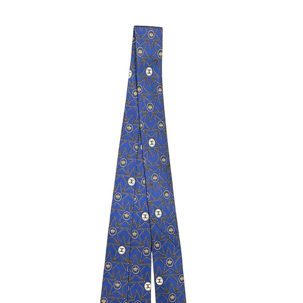 CHANEL Mens Navy Blue Silk Designer Neck Tie Adjustable Star Pattern Logo - Picture 6 of 13
